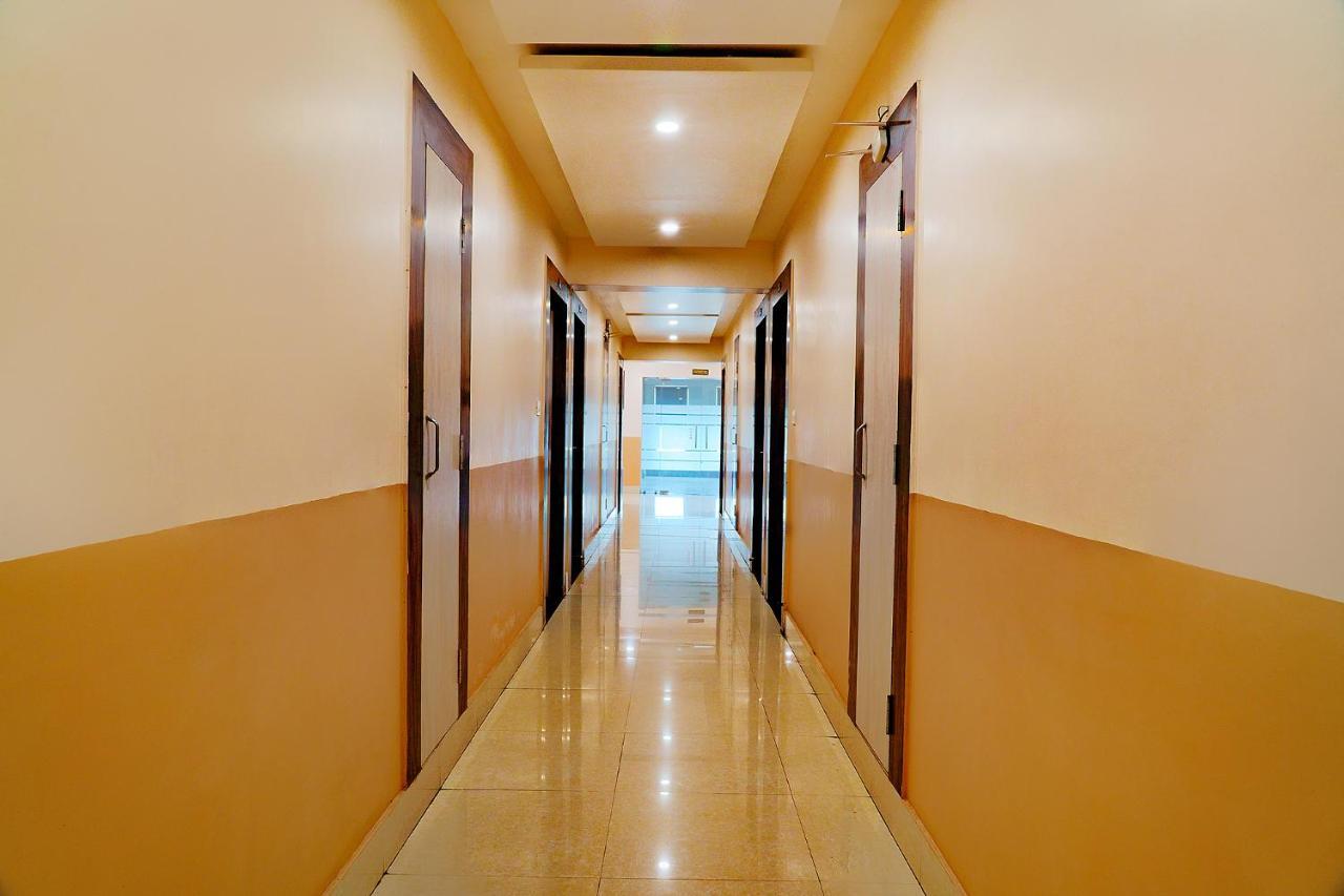 בובנשוואר Fabhotel Kanchan Plaza מראה חיצוני תמונה