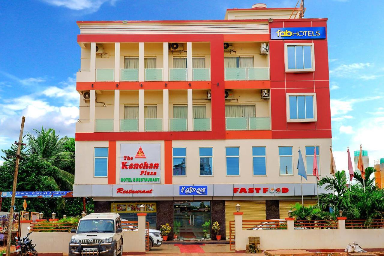 בובנשוואר Fabhotel Kanchan Plaza מראה חיצוני תמונה